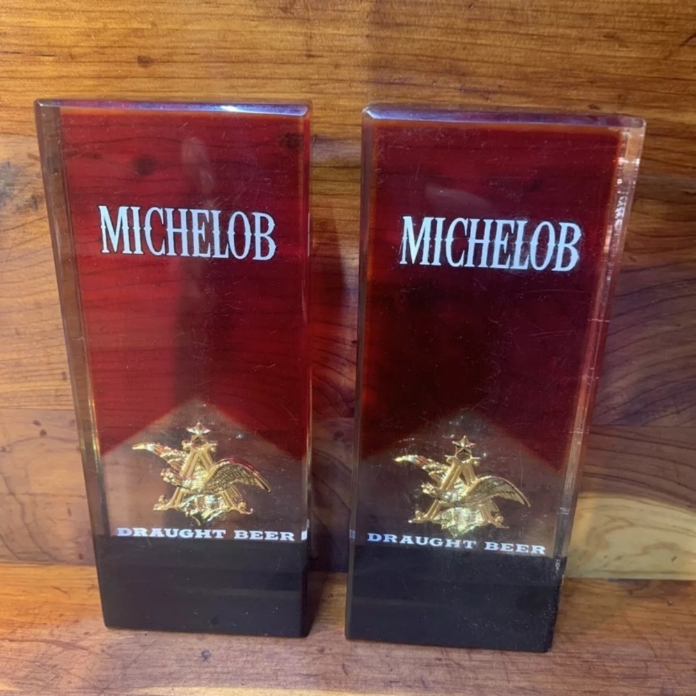 1970s MICHELOB BEER 5 inch Red Fade Lucite Tap Handle - Picture 2 of 7